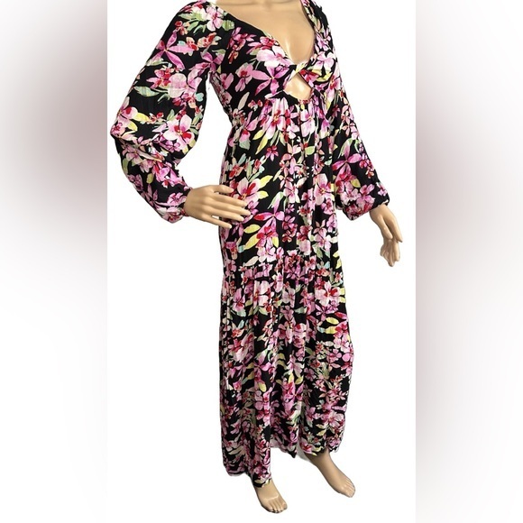 Roxy Dresses & Skirts - NEW ROXY On Holiday Floral Print Anthracite New Life Maxi Dress Size Medium NWT